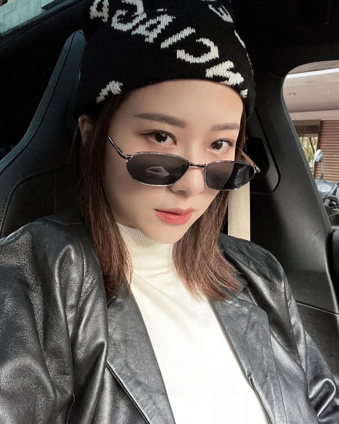 氣質正妹「張景嵐」姣好身材若隱若現 誘惑滿滿-第1章-图片1