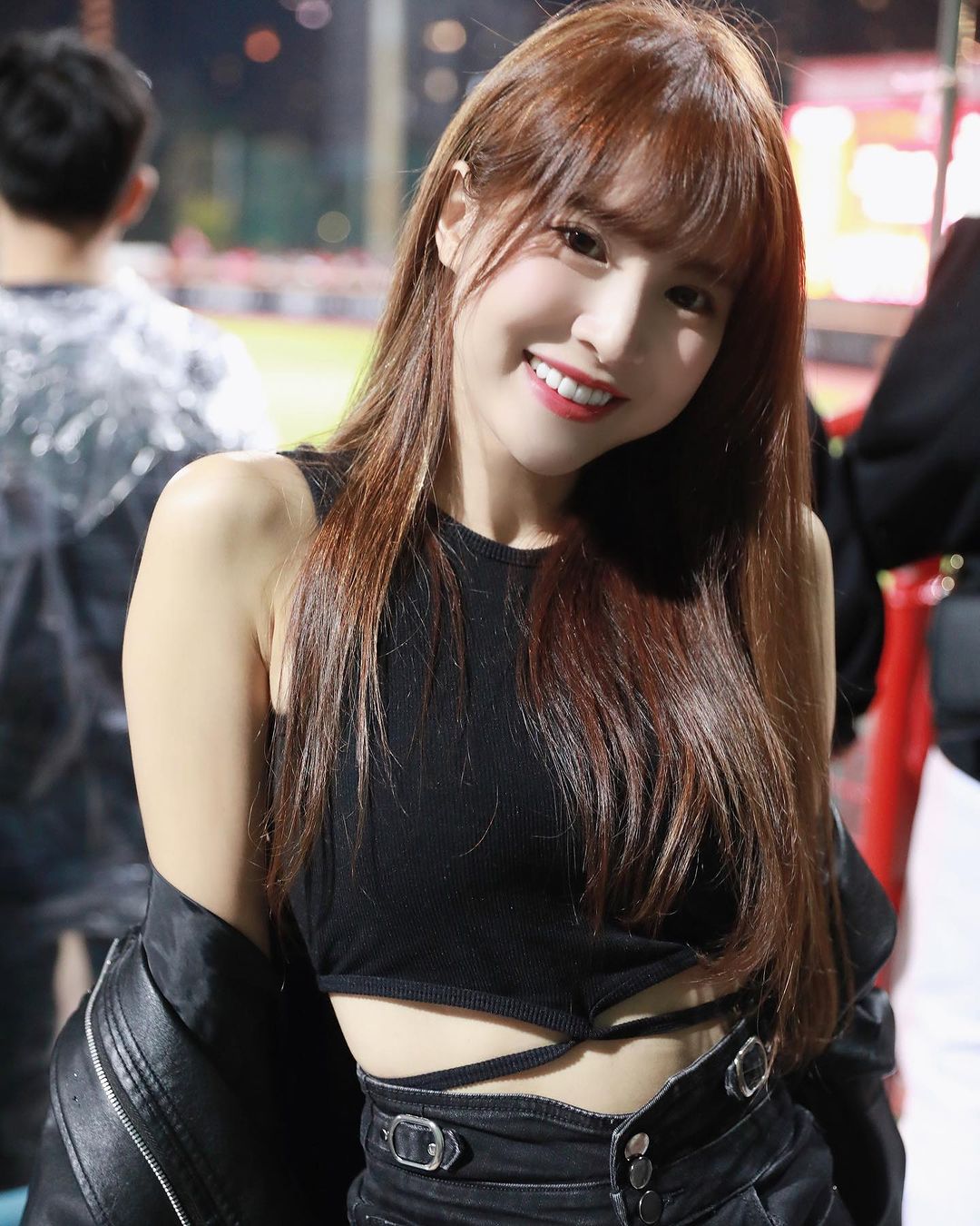 樂天女神「孟潔MJ」甜美臉蛋配上魔鬼身材 飽滿渾圓火辣-第1章-图片3