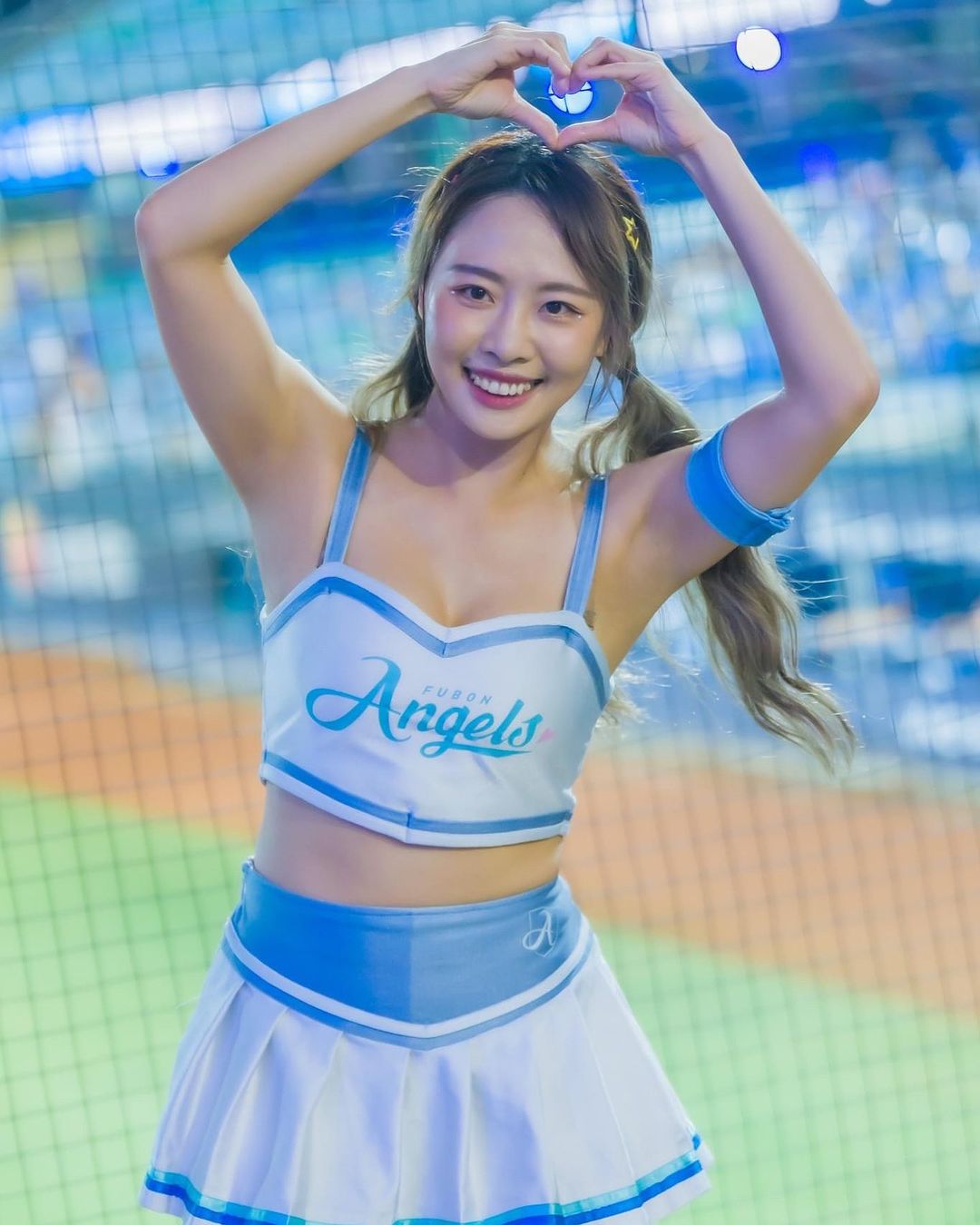 正妹「Cali卡兒」引起慾望的究極美體 實在太危險了-第1章-图片6