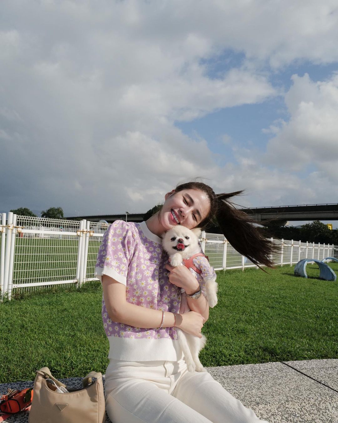 氣質美模「吳采臻」溫柔漂亮 高挑性感曲線讓人淪陷-第1章-图片1