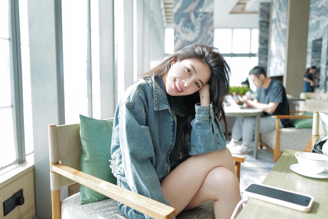 氣質美模「吳采臻」溫柔漂亮 高挑性感曲線讓人淪陷-第1章-图片5