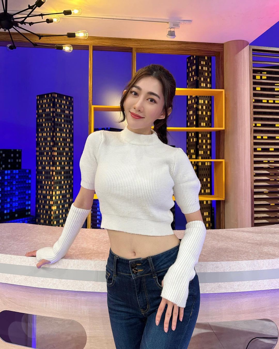 美腿女神「王晴」魅力無法擋！ 越看越愛-第1章-图片6