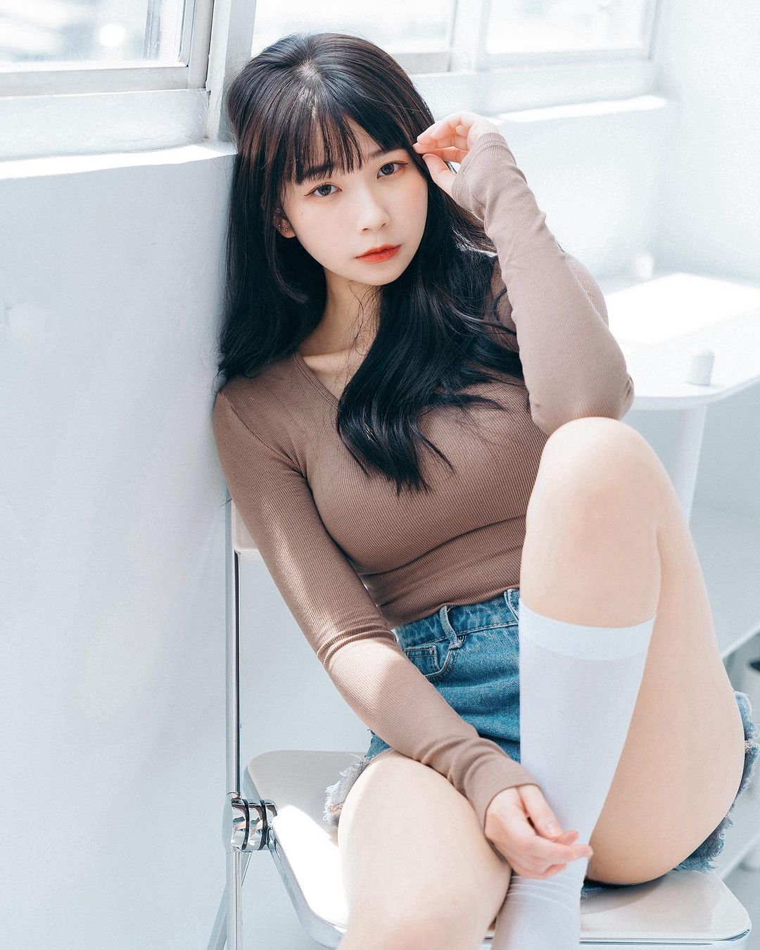 「陳QQ 」笑容甜美還有超纖細美腿 小露身材太犯規了-第1章-图片9