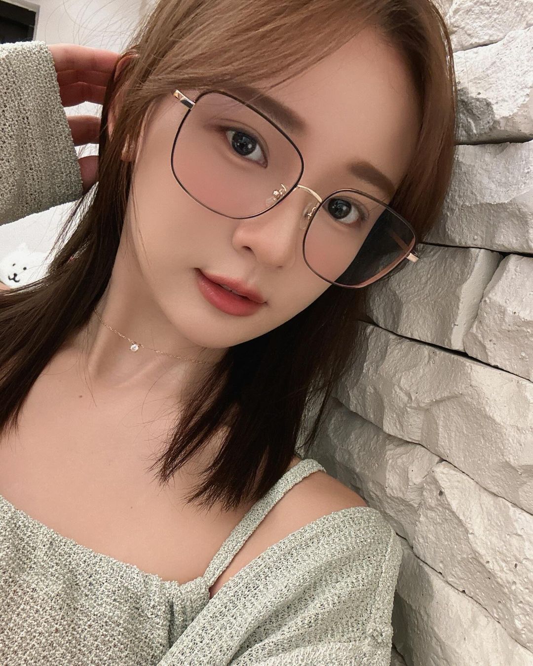 女神「林莎 」飽滿隱乳藏不住 高顏值臉蛋更誘人-第1章-图片2