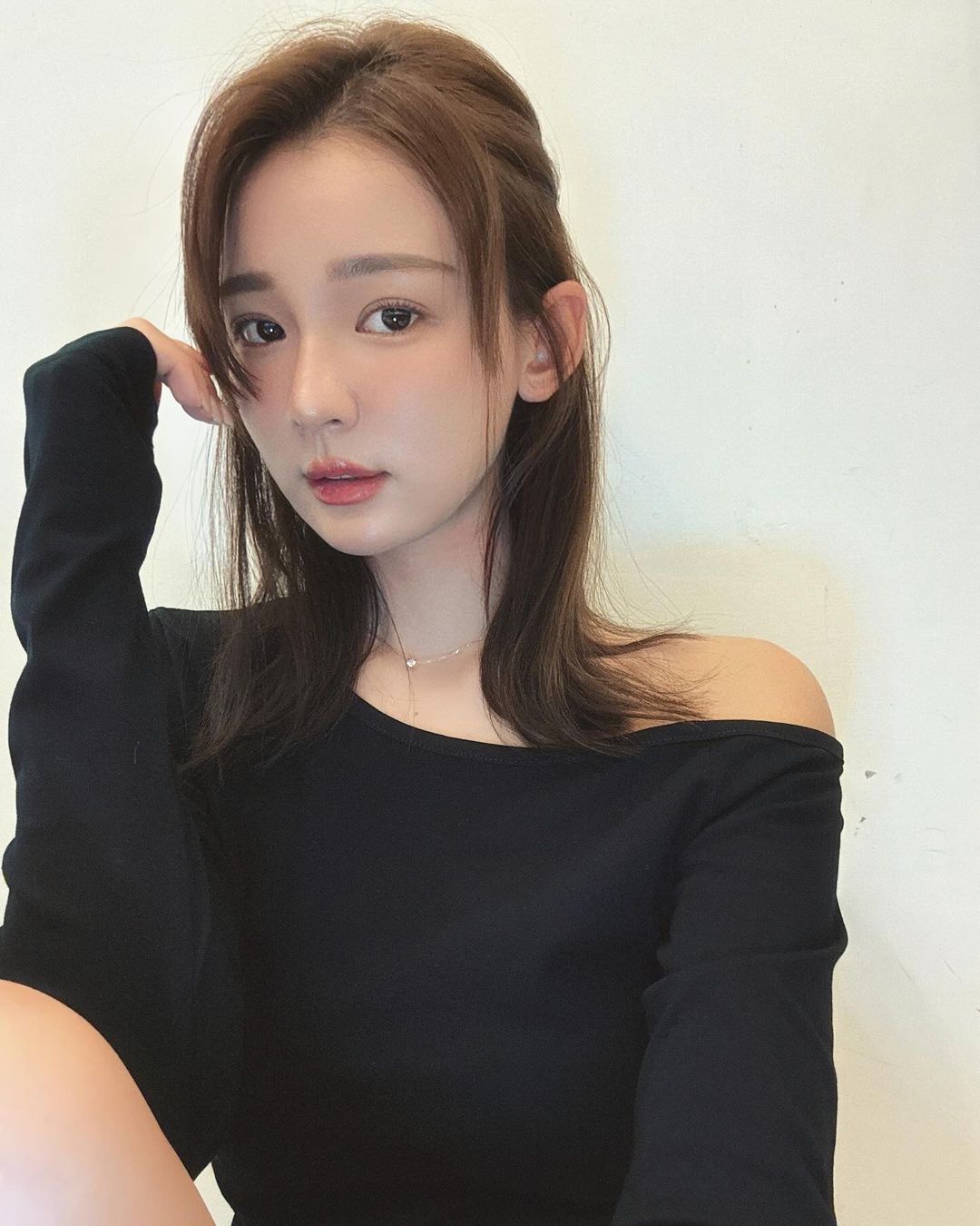 女神「林莎 」飽滿隱乳藏不住 高顏值臉蛋更誘人-第1章-图片5