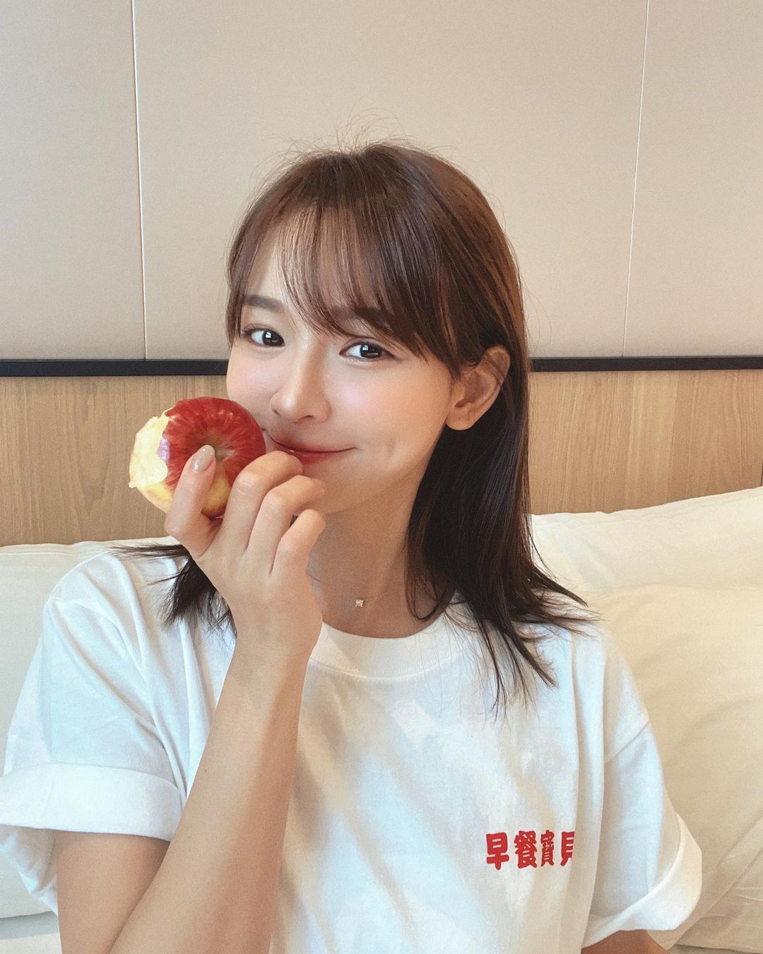 女神「林莎 」飽滿隱乳藏不住 高顏值臉蛋更誘人-第1章-图片9