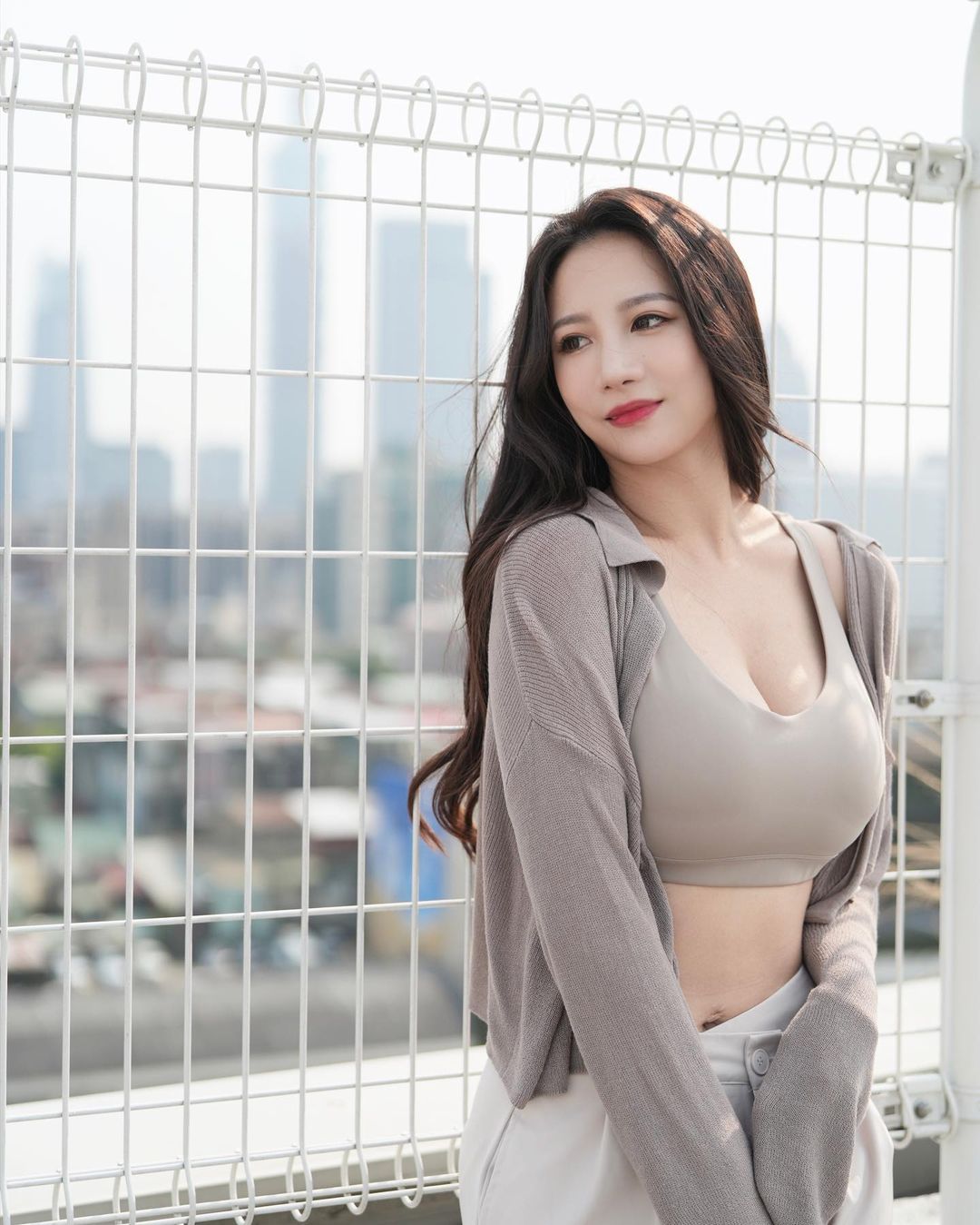 火辣正妹「林采緹」完美胸型誘惑曝光 讓粉絲看得好嗨-第1章-图片10