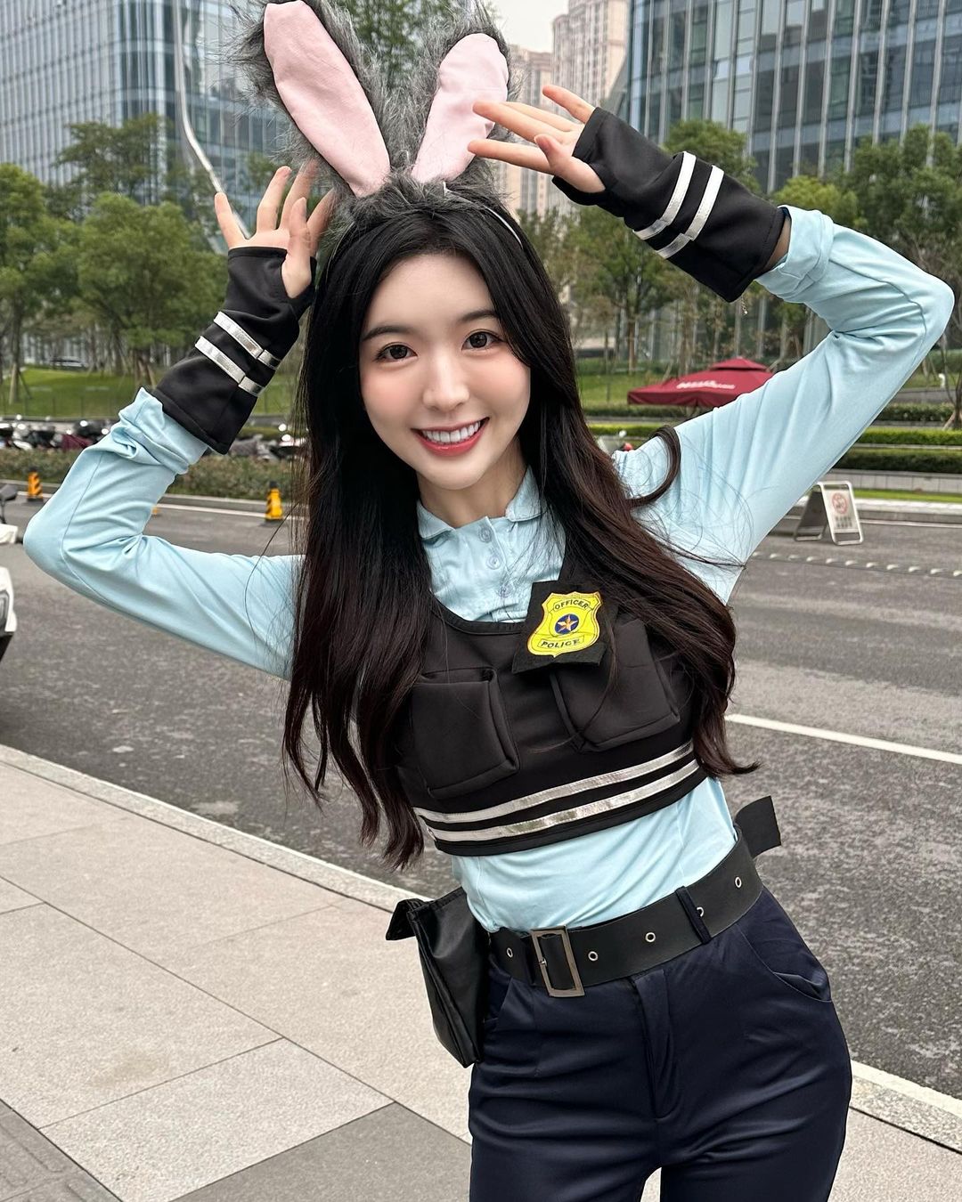 纖瘦正妹「張安琪」過人乳量爆發 長腿翹臀姣好曲線-第1章-图片3