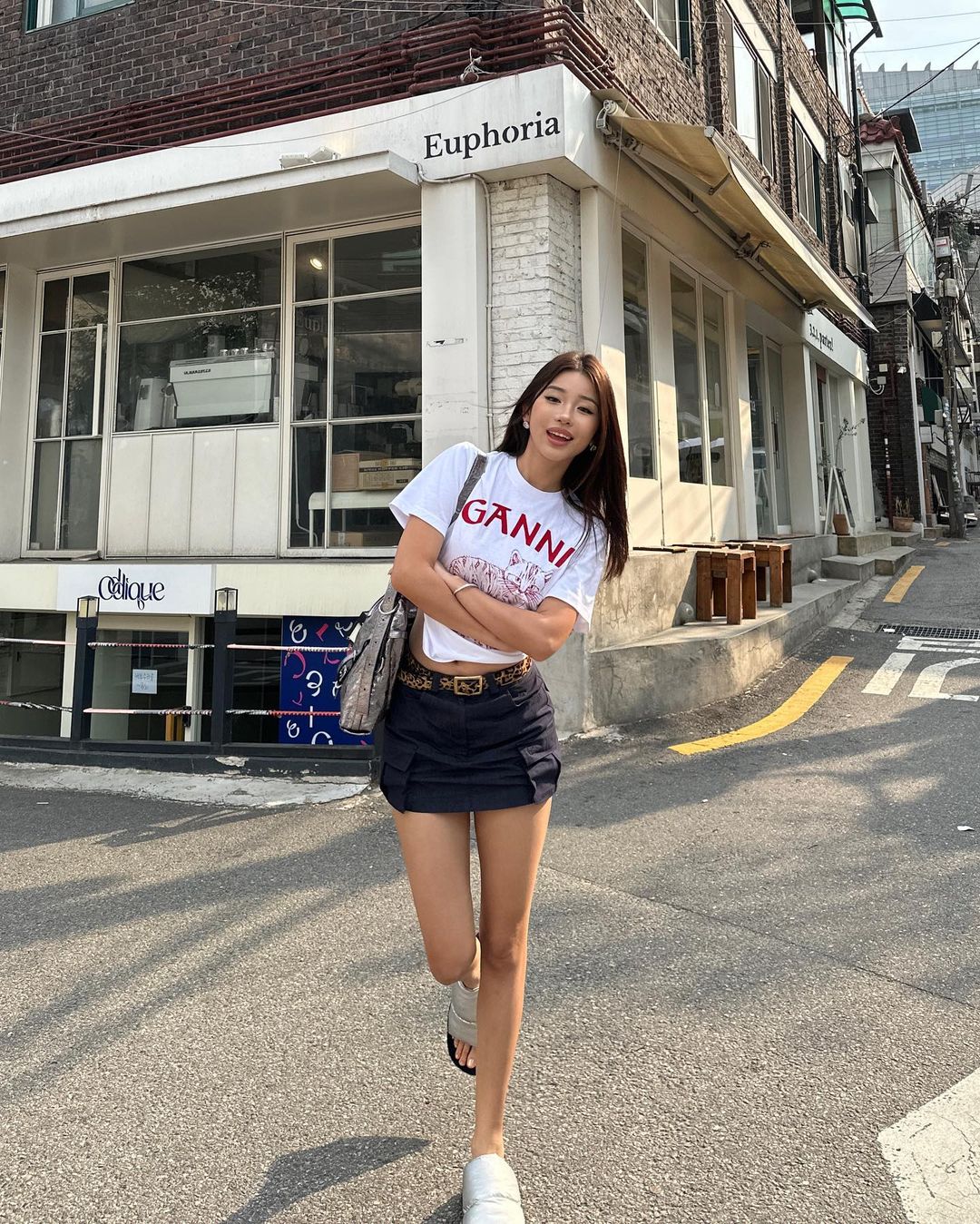 「劉子萌Joyce」美艷系女孩性感曲線一覽無遺-第1章-图片4