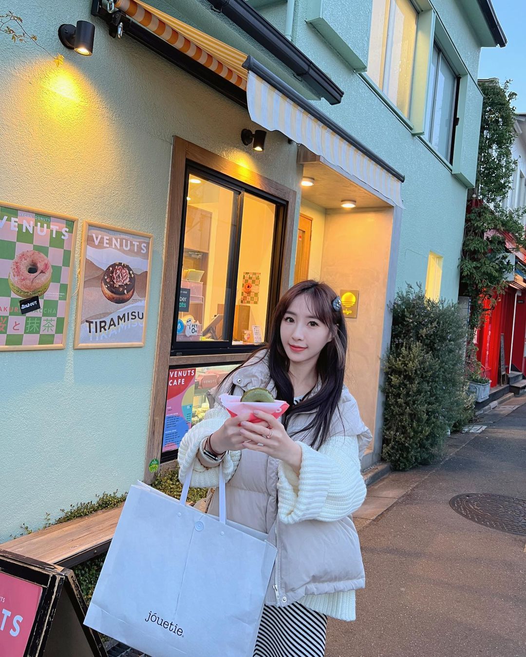 可愛甜心「小茉莉」前凸後翹弧度迷人 衝擊感官Hold不住-第1章-图片3