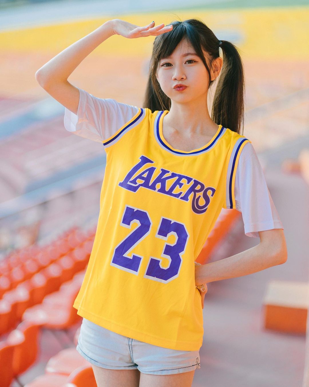 正妹老師「Dolly朵莉」氣質萌樣惹人憐愛-第1章-图片8