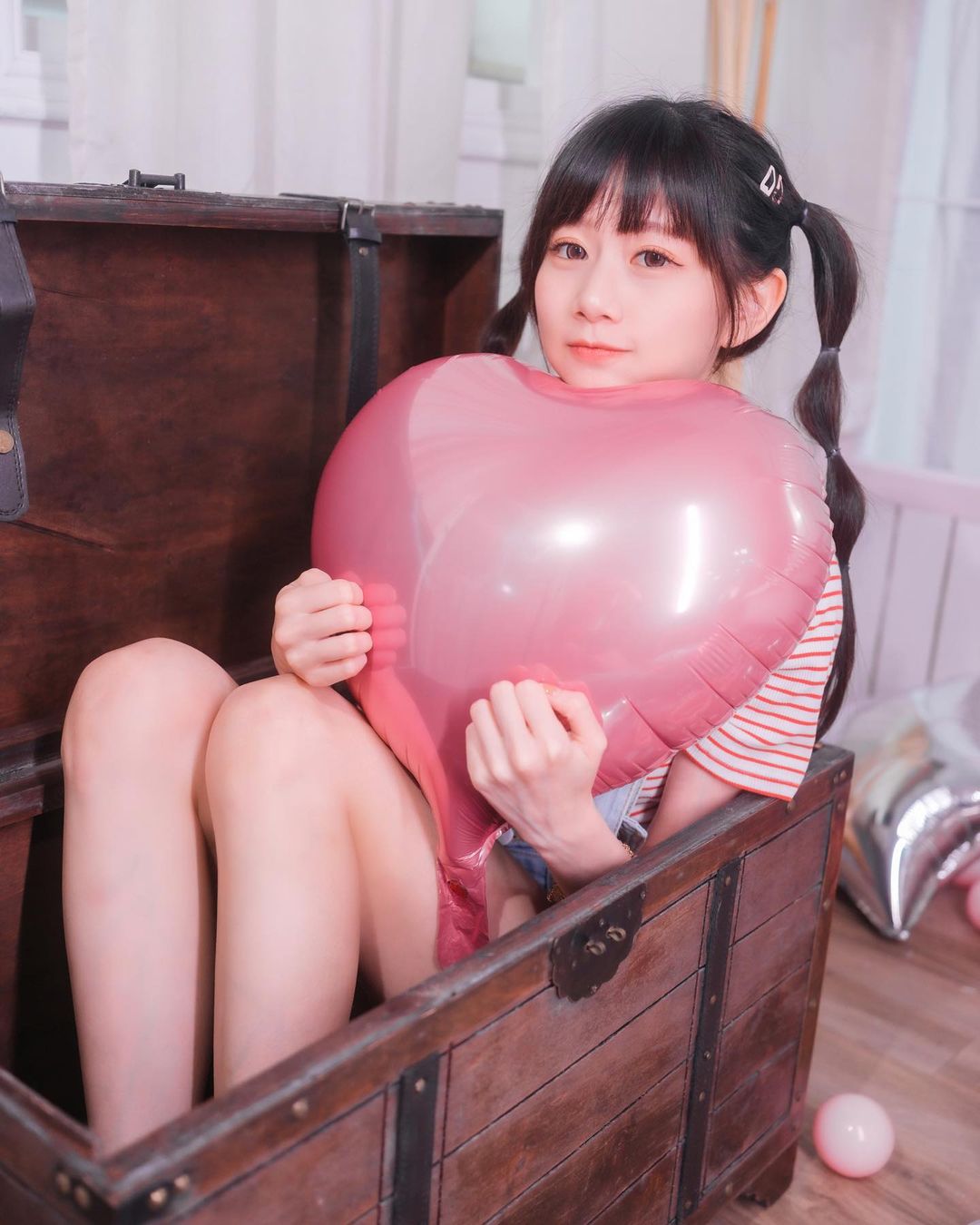 正妹老師「Dolly朵莉」氣質萌樣惹人憐愛-第1章-图片9