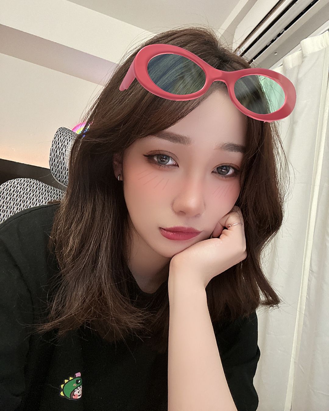 氣質美模「劉萱キリ」清純媚態引誘魅力太強-第1章-图片2