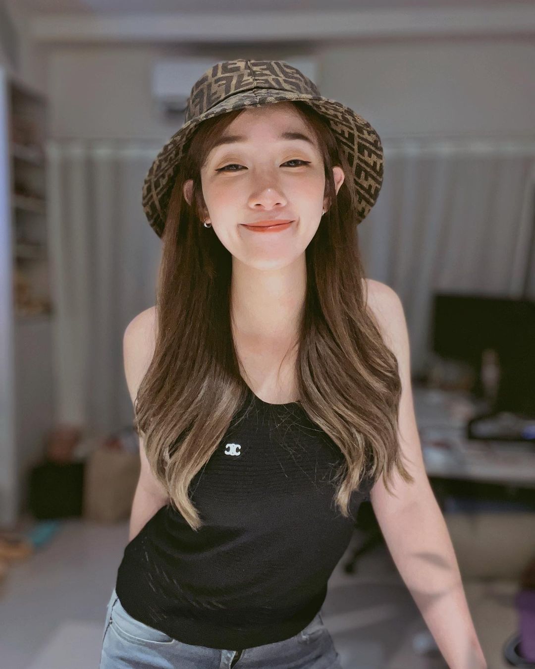 氣質美模「劉萱キリ」清純媚態引誘魅力太強-第1章-图片8