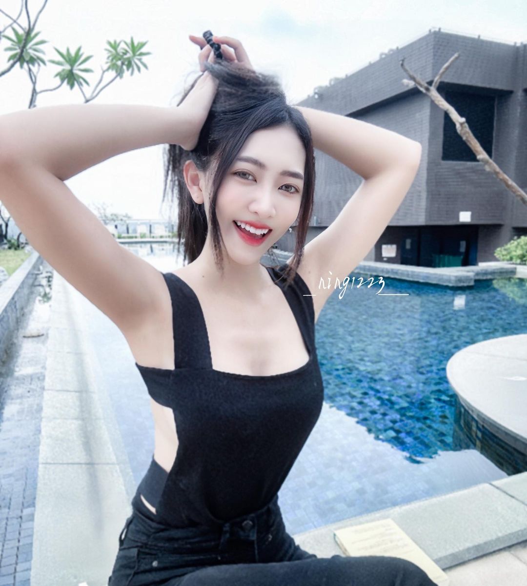 重機女神「啾啾jinny」絕美顏值快讓人停住呼吸了-第1章-图片10