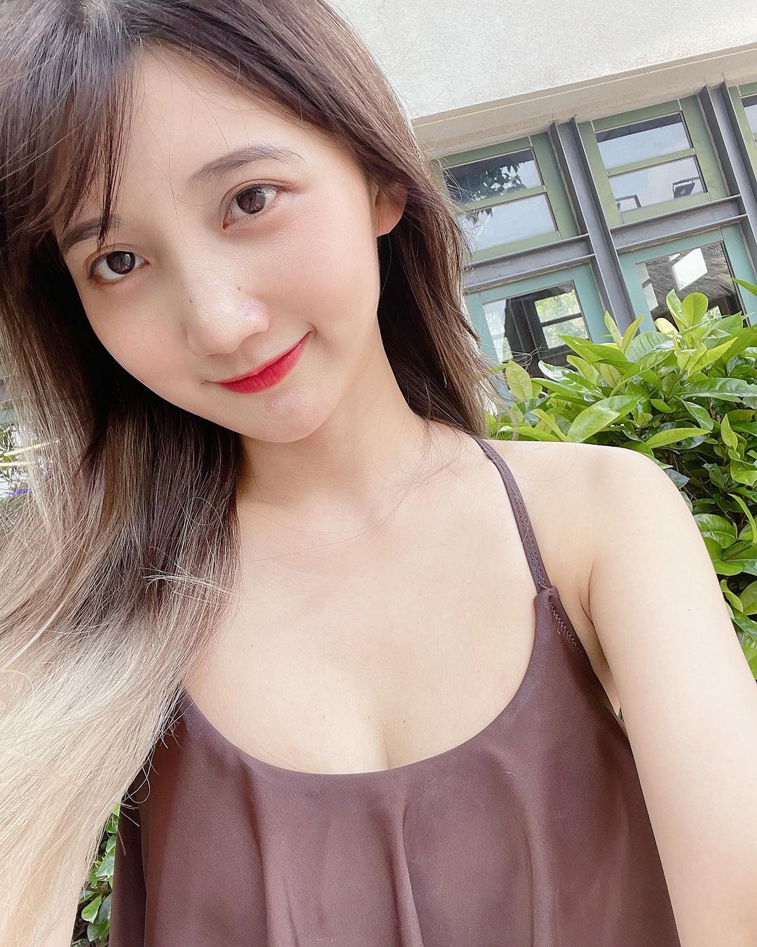 超萌正妹「殷微帆」養眼美照放送福利 穿搭實在太誘人-第1章-图片6