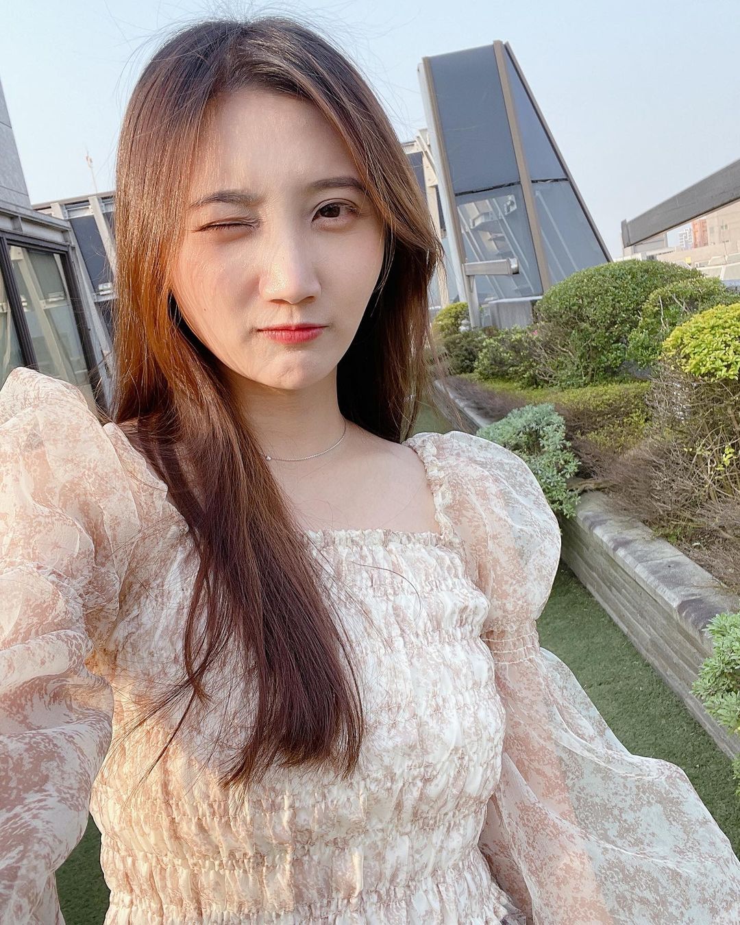 超萌正妹「殷微帆」養眼美照放送福利 穿搭實在太誘人-第1章-图片8