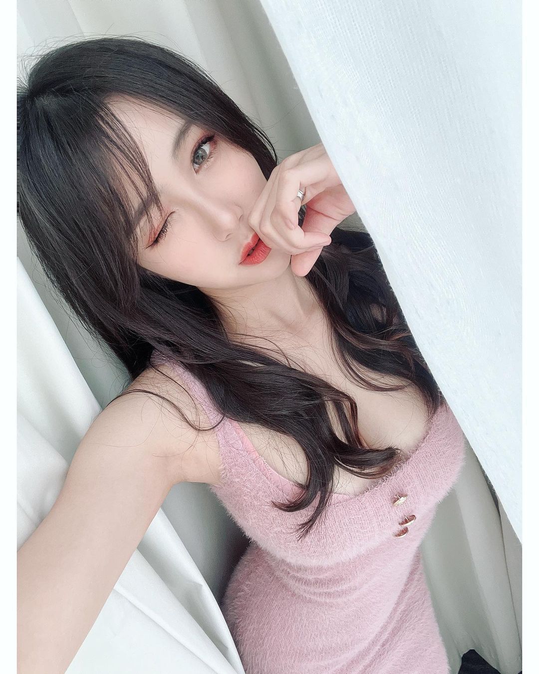 火辣女神「Kyna林妤霜」乳量多到包不住 事業線深不可測-第1章-图片7