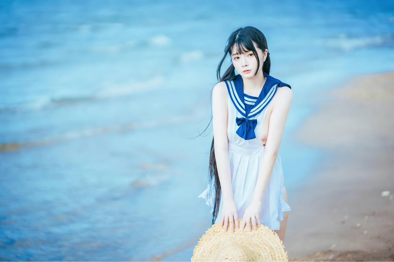【網路收集】福利姬落落 《海灘獻寶》-第1章-图片19