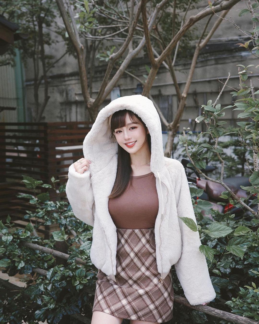 女友系「丘涵」亮眼臉蛋讓人戀愛 前凸後翹曲線更強大-第1章-图片3