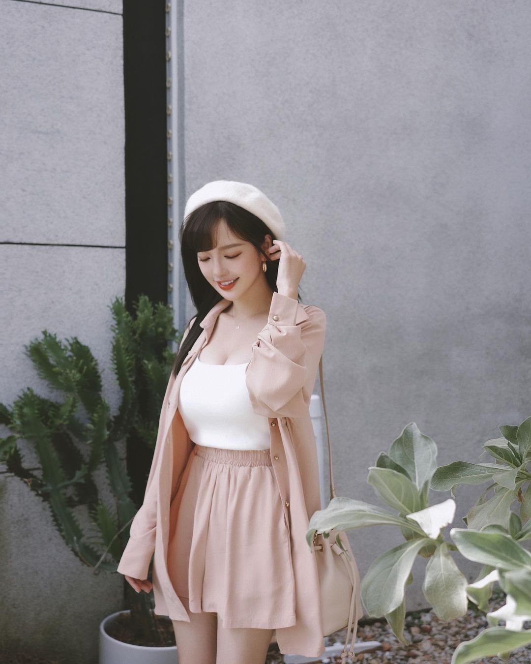 女友系「丘涵」亮眼臉蛋讓人戀愛 前凸後翹曲線更強大-第1章-图片7