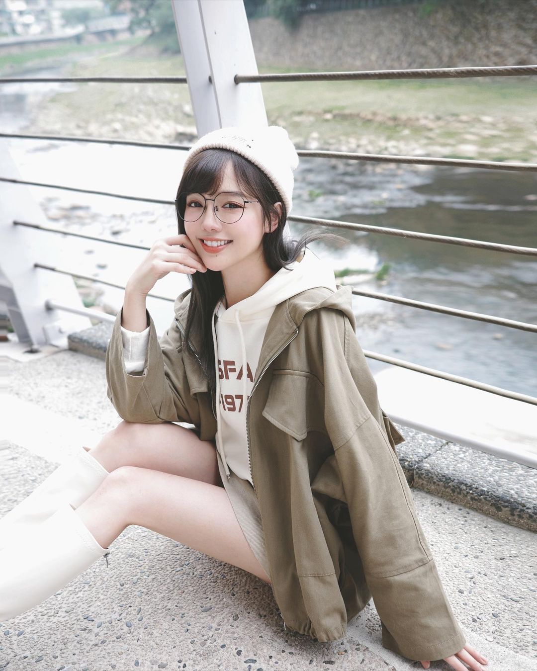 女友系「丘涵」亮眼臉蛋讓人戀愛 前凸後翹曲線更強大-第1章-图片8