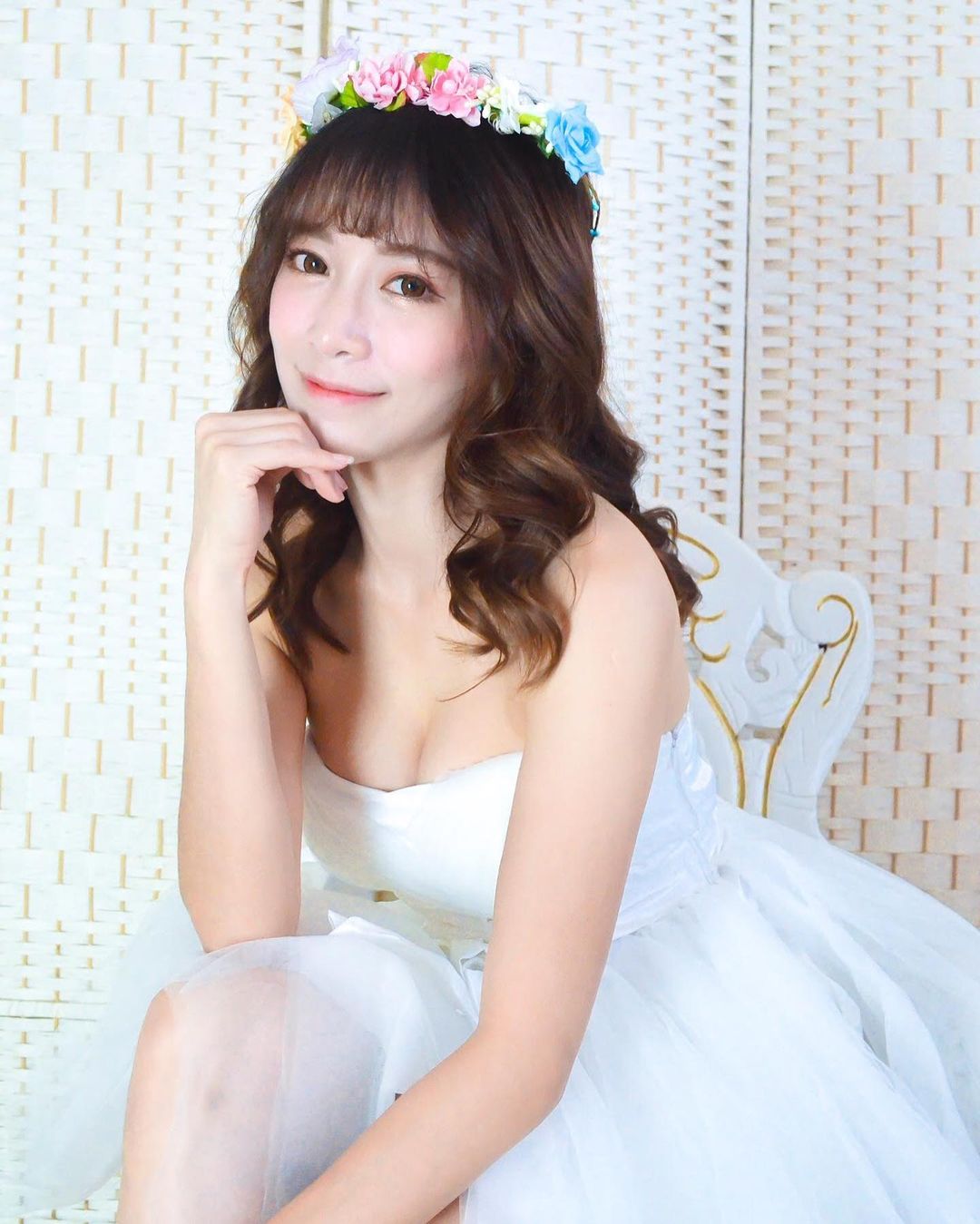 啦啦隊女孩「吳米奇」曬魔鬼身材畫面超迷人.....沒想到如此火辣-第1章-图片9