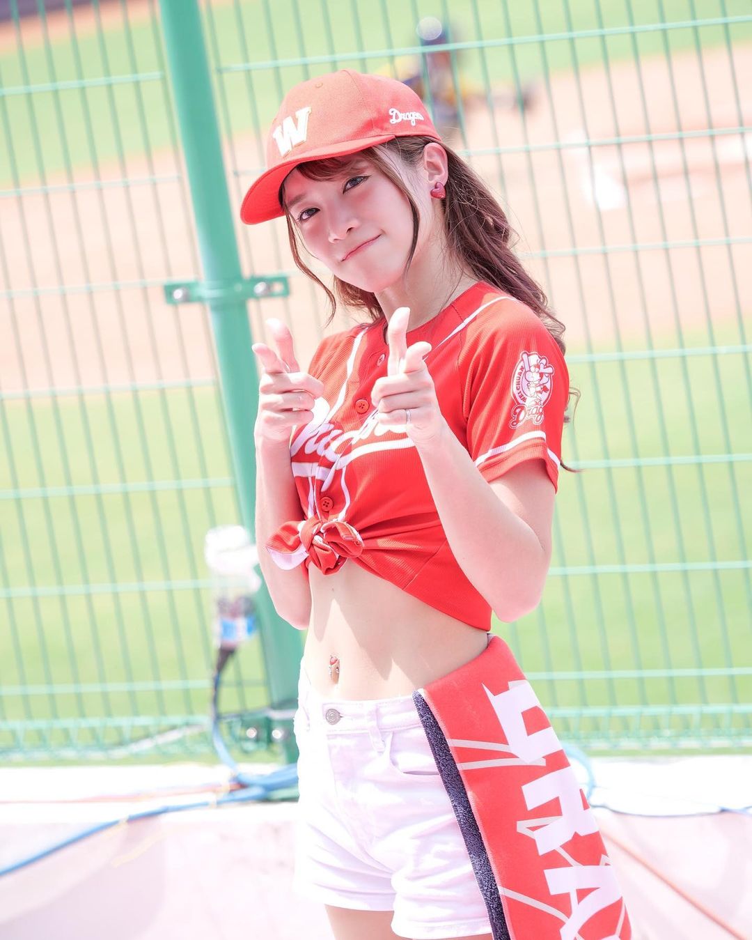 啦啦隊女孩「吳米奇」曬魔鬼身材畫面超迷人.....沒想到如此火辣-第1章-图片10