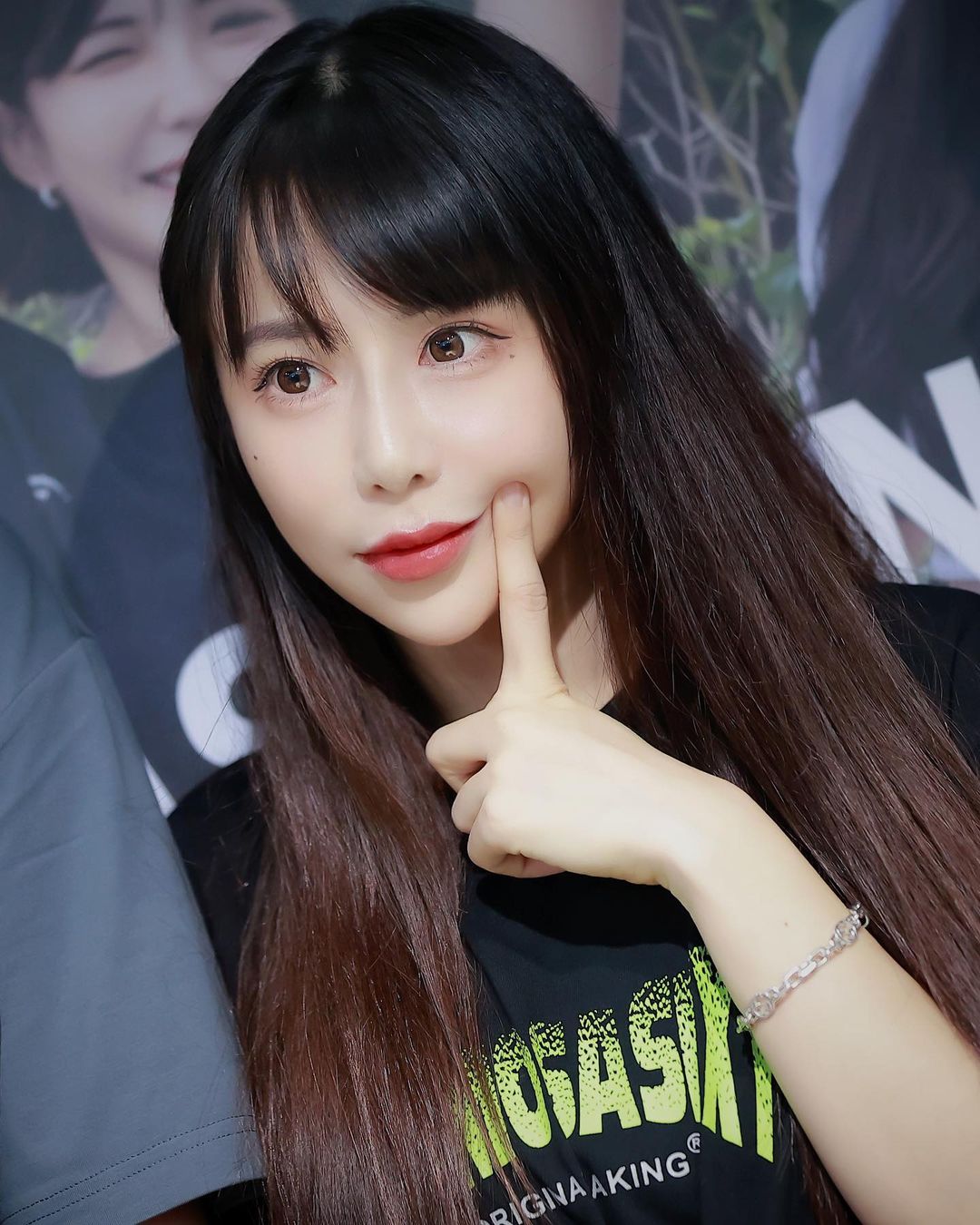 美乳姊姊「董梓甯」惹火身材讓人難耐 奶量有夠犯規-第1章-图片7