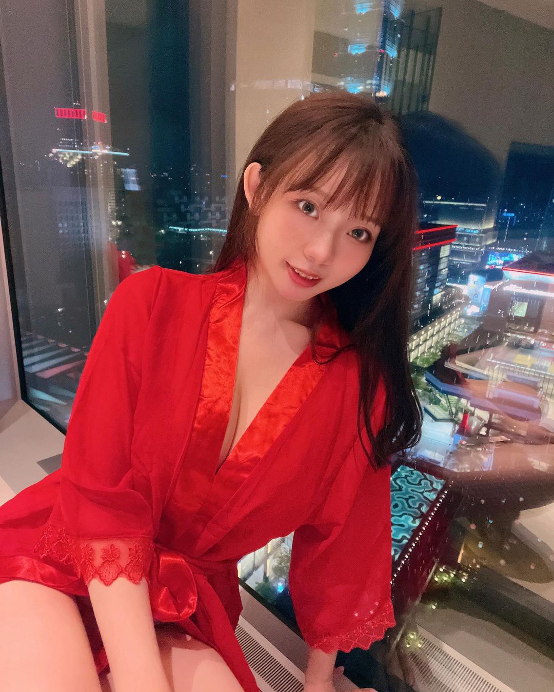 「詹竹竹」渾圓美乳身材讓人著迷 展現完美線條-第1章-图片10