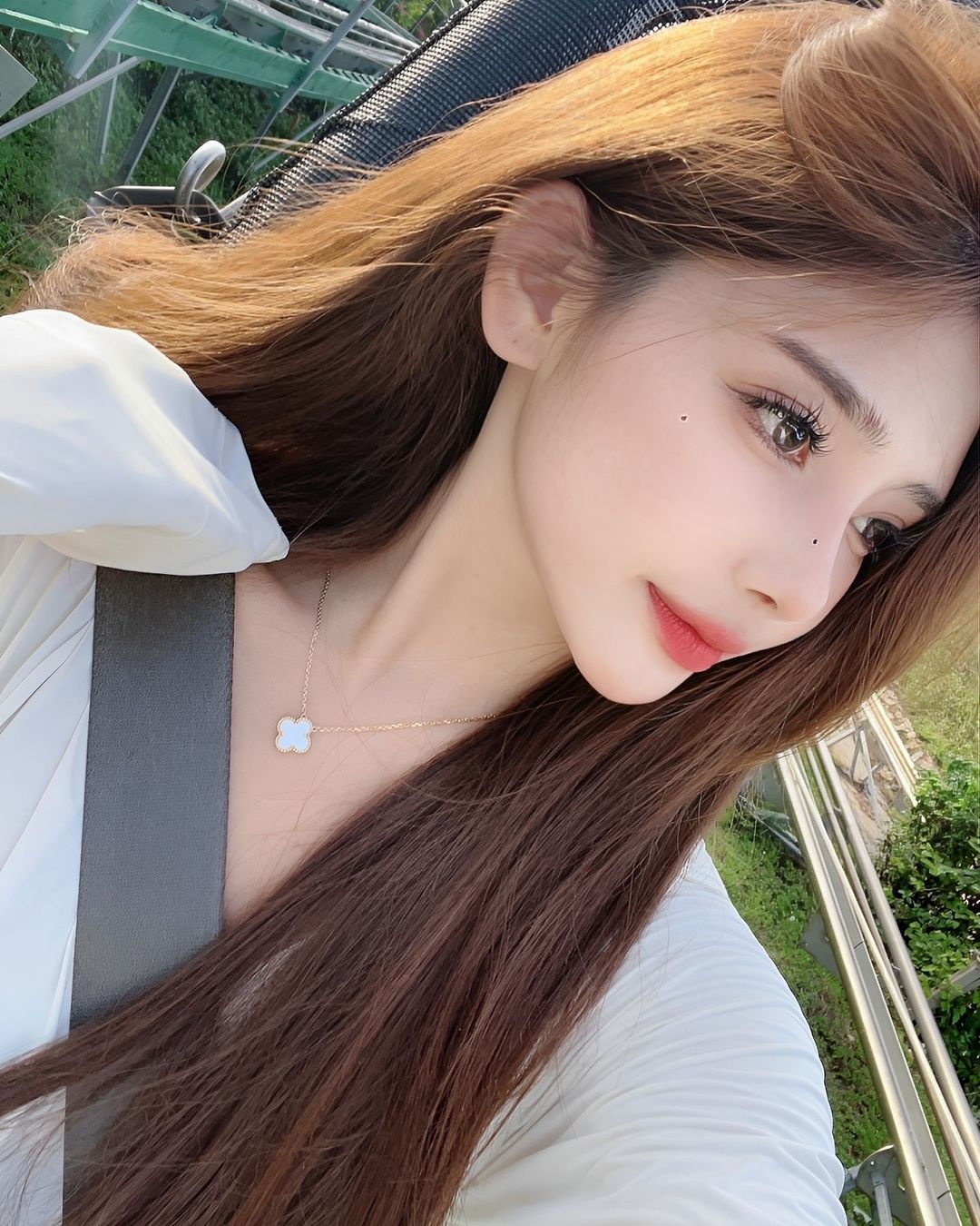 神正妹子「柔柔」遮掩不住的身材太火辣！迷人眼神好會放電-第1章-图片3