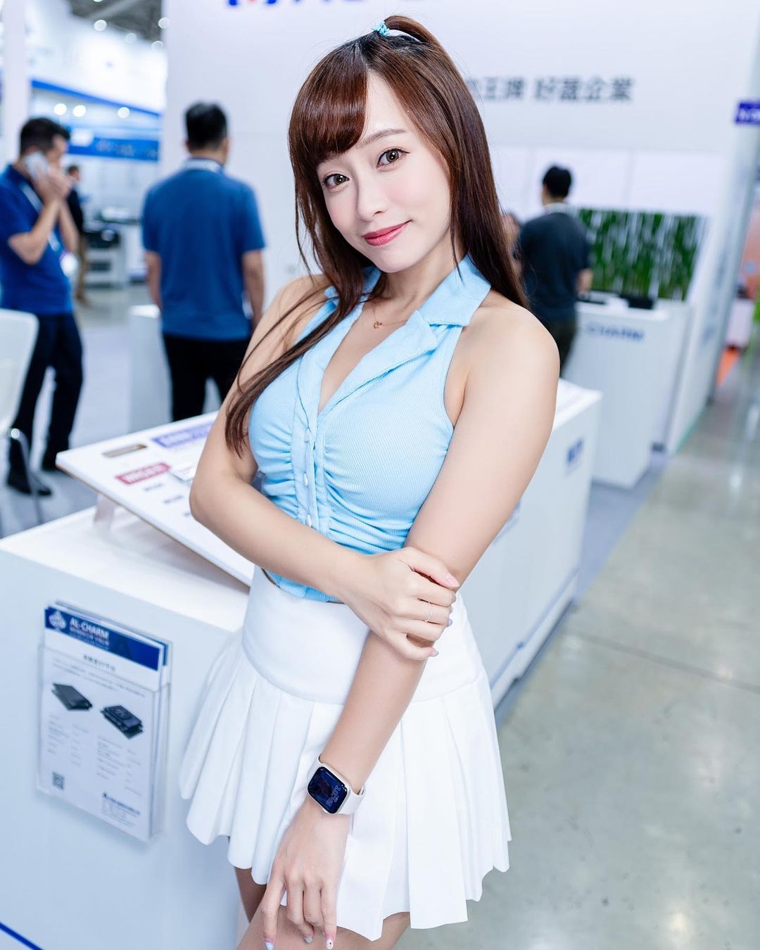 啦啦隊正妹「吳丹丹」甜美不失性感的身材佔據視線-第1章-图片6