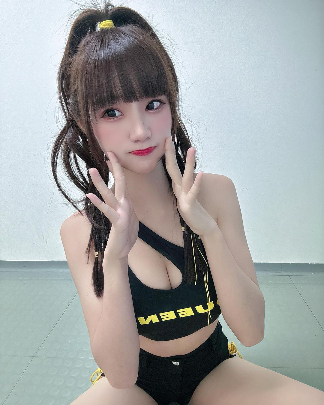 「Amber倩宇」視線移不開 火辣身材挑戰視覺極限-第1章-图片8