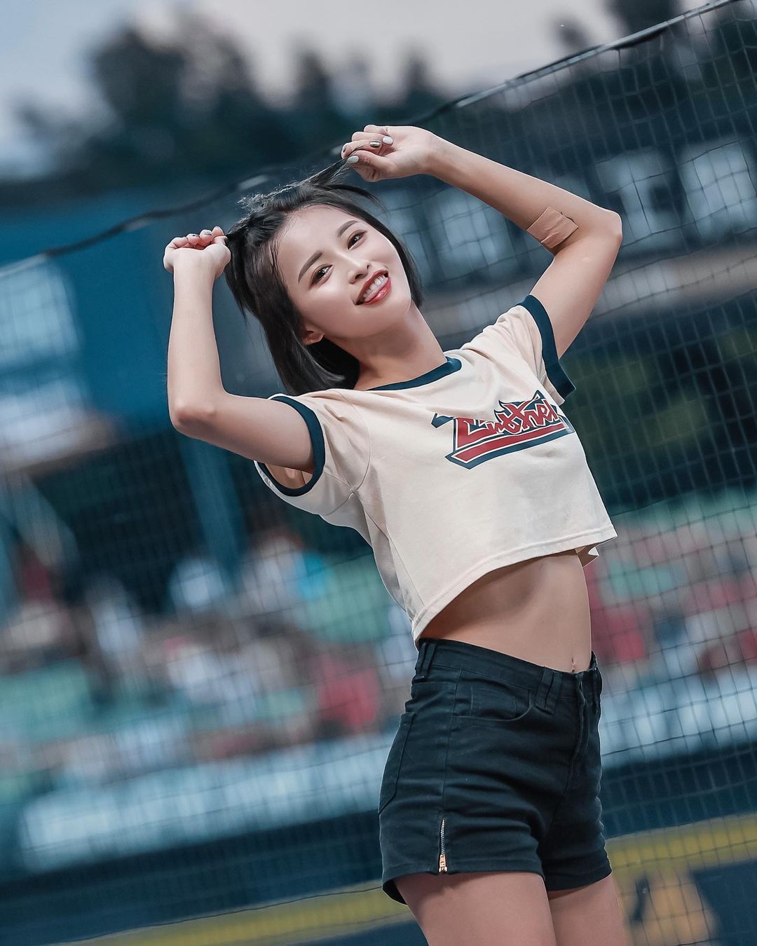 正妹「王笑笑」極品身材還有火辣美腿 整個超誘人-第1章-图片5