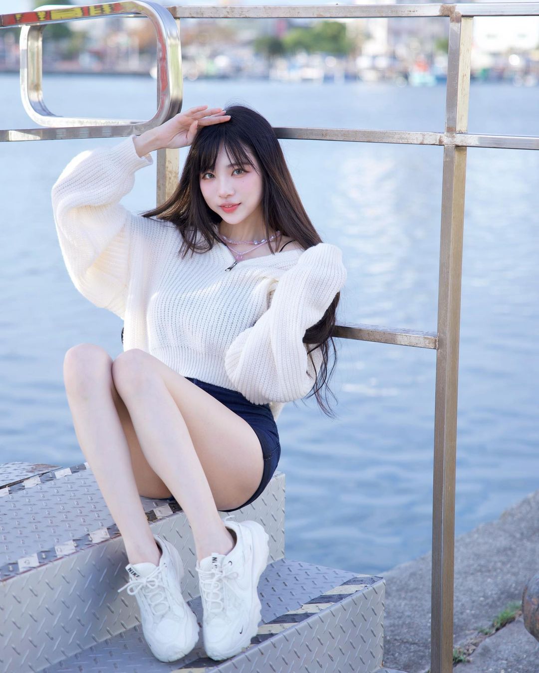 甜心正妹「趙兔兔」火辣身材大到溢出 如此有料-第1章-图片8