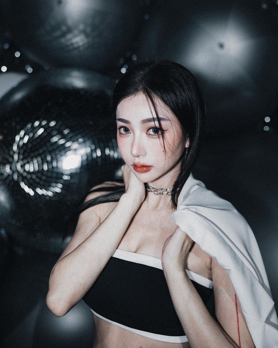 大眼女孩「許酸酸」渾圓美乳＋性感腹肌 火辣尺度全開-第1章-图片3