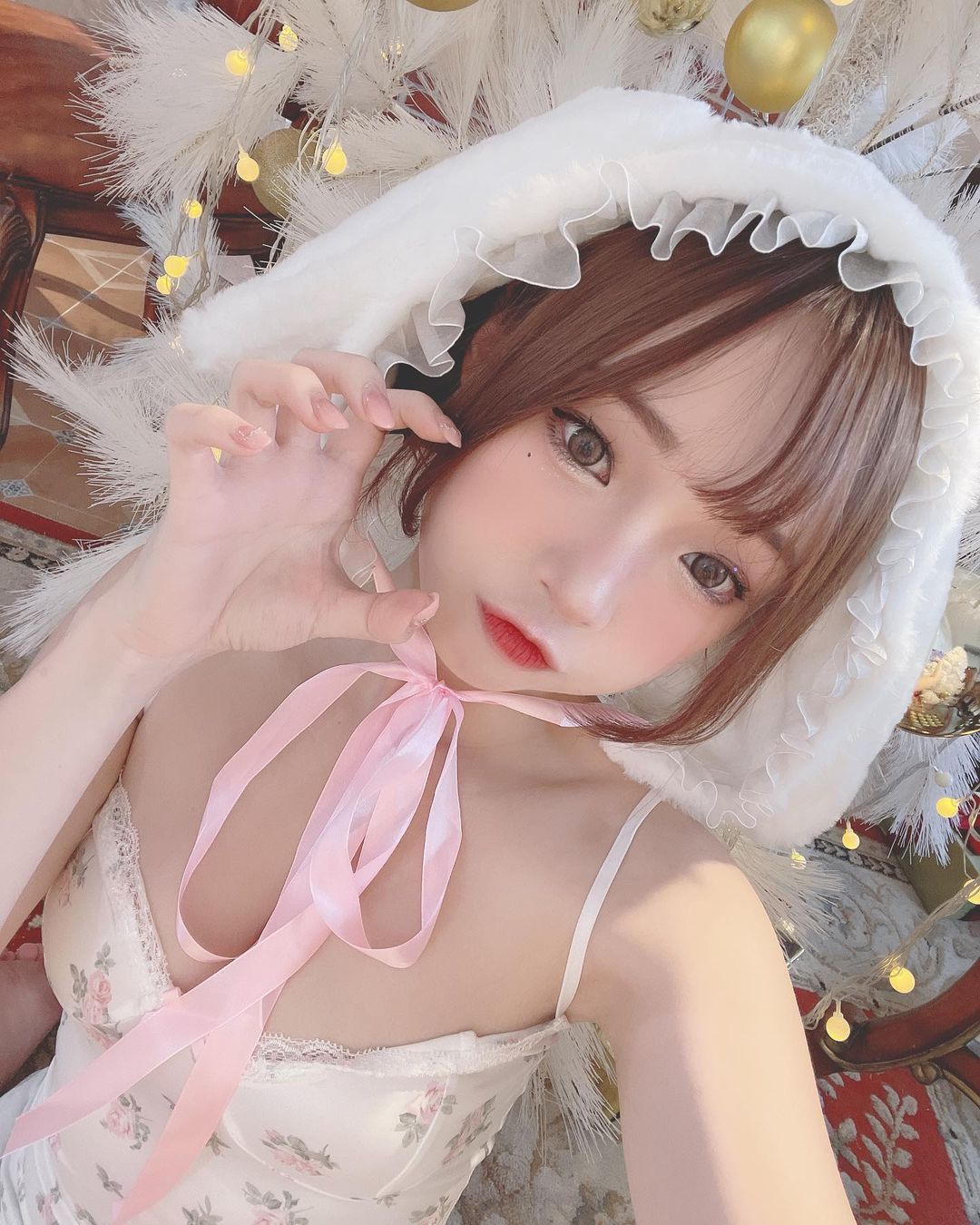 甜美女神「劉映萱」 極度誘惑的美胸視角讓人大飽眼福-第1章-图片3