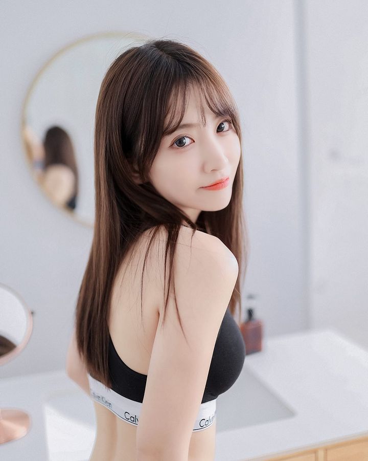 正妹「王宇彤」雙峰下還有纖細腹肌線 帶點小性感-第1章-图片7