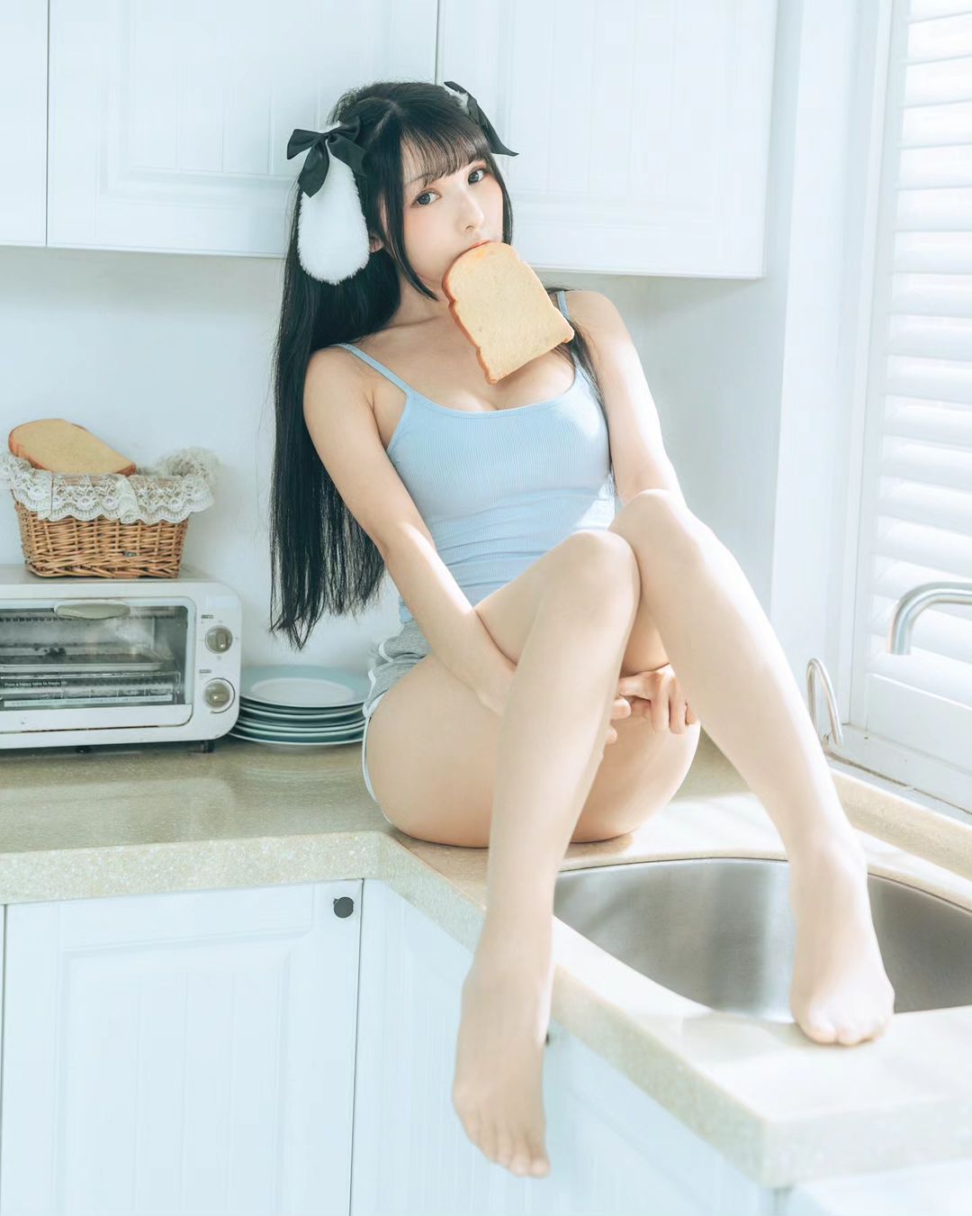 「依霜ゆい」美胸搭配極美尻 挑逗你的視覺神經-第1章-图片4