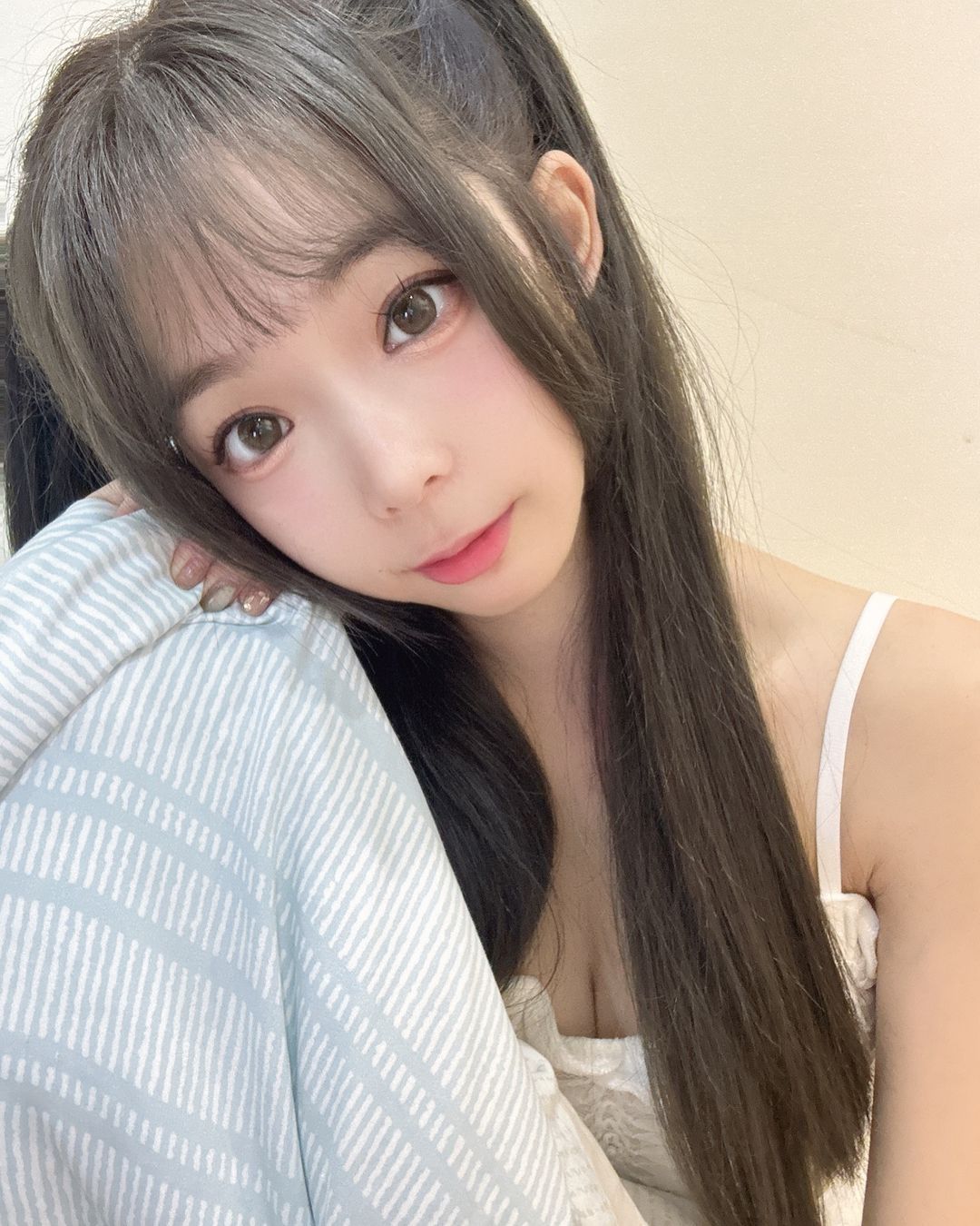 正妹「千緒Tracy」銷魂線條逼死人 全身上下誘惑十足-第1章-图片4