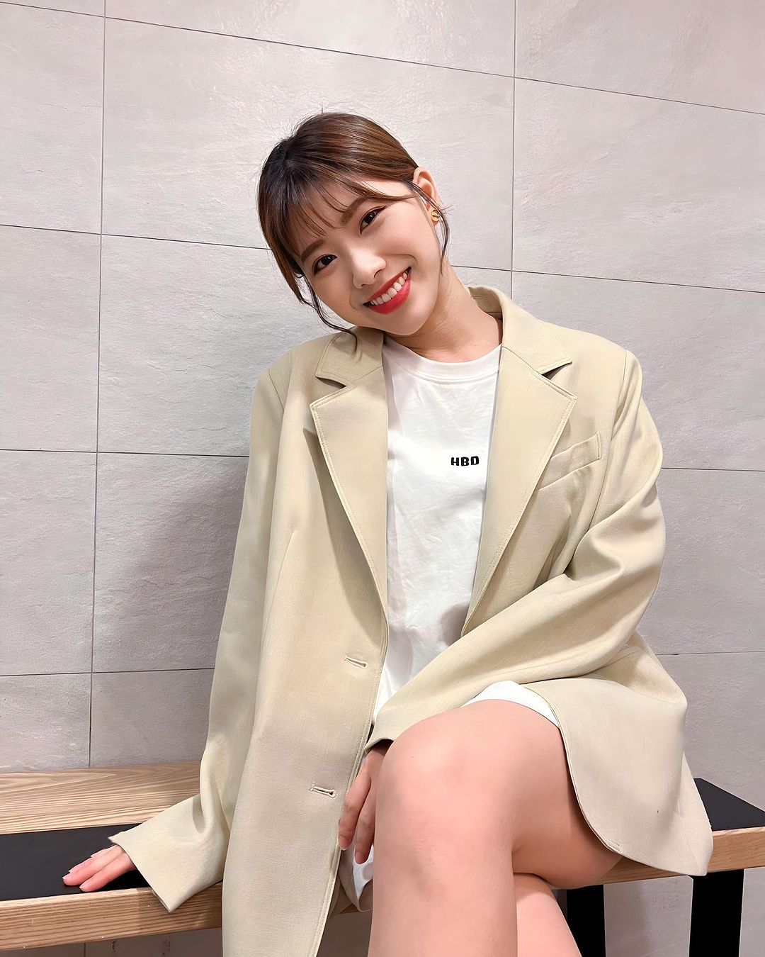 氣質女神「賴鈺涵」惹火辣腿曲線超誘人 難以招架-第1章-图片1