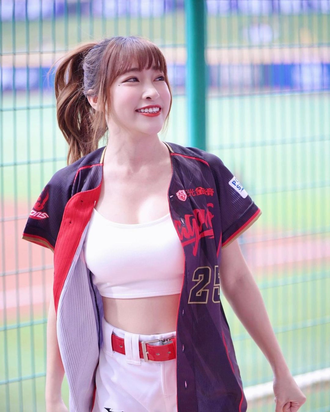 絕美臉蛋「張心璇」散發滿滿戀愛感 養眼美體太犯規了-第1章-图片10