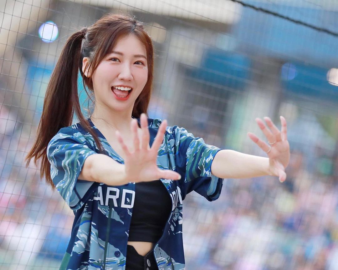 甜心「游游」美胸＋逆天辣腿 身材曲線一覽無遺-第1章-图片5