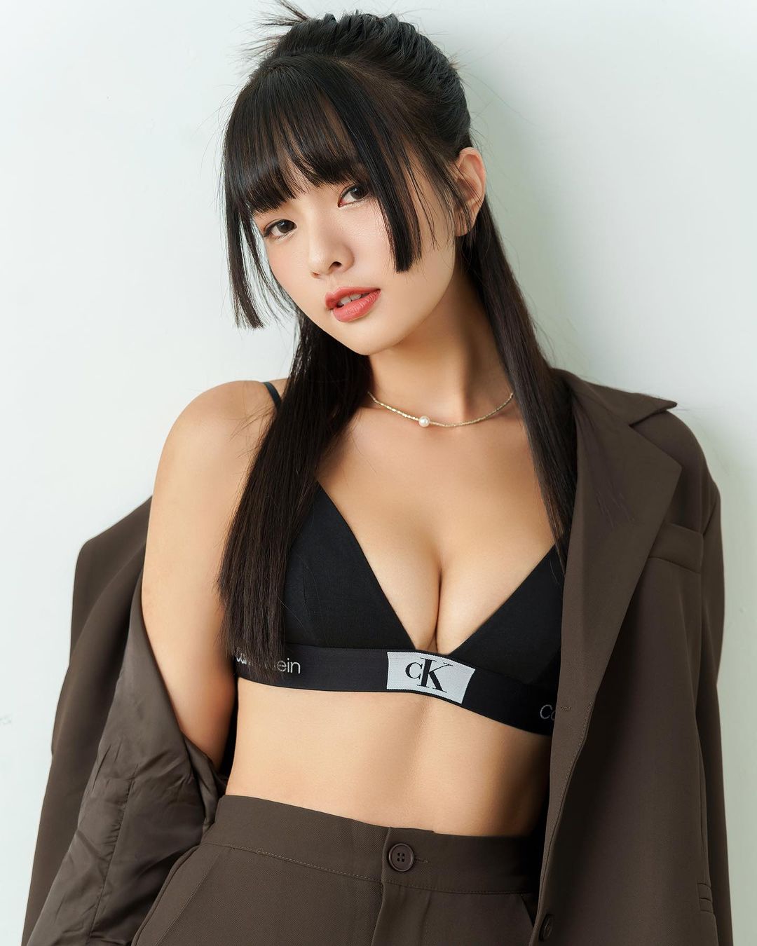 清新正妹「Joy」甜美笑容療癒人心 火辣身材更是誘惑-第1章-图片7