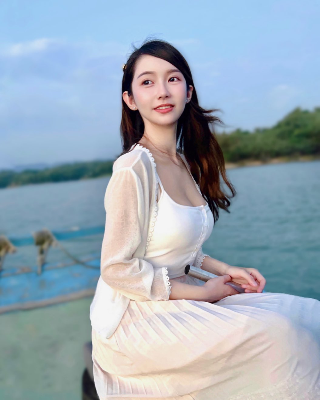 超正護理師「頂天身材」絕頂辣照網嗨直呼想生病-第1章-图片8