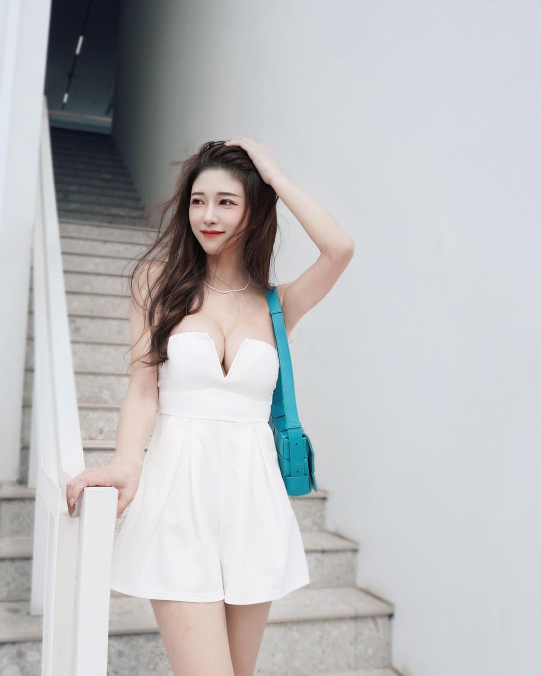 極品正妹「杜衫杉」亮眼外型加上姣好身材讓人越看越著迷-第1章-图片9