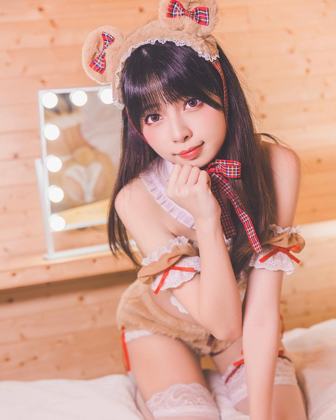 甜心Coser「劉瑋晞」甜美又嫵媚讓人招架不住-第1章-图片6