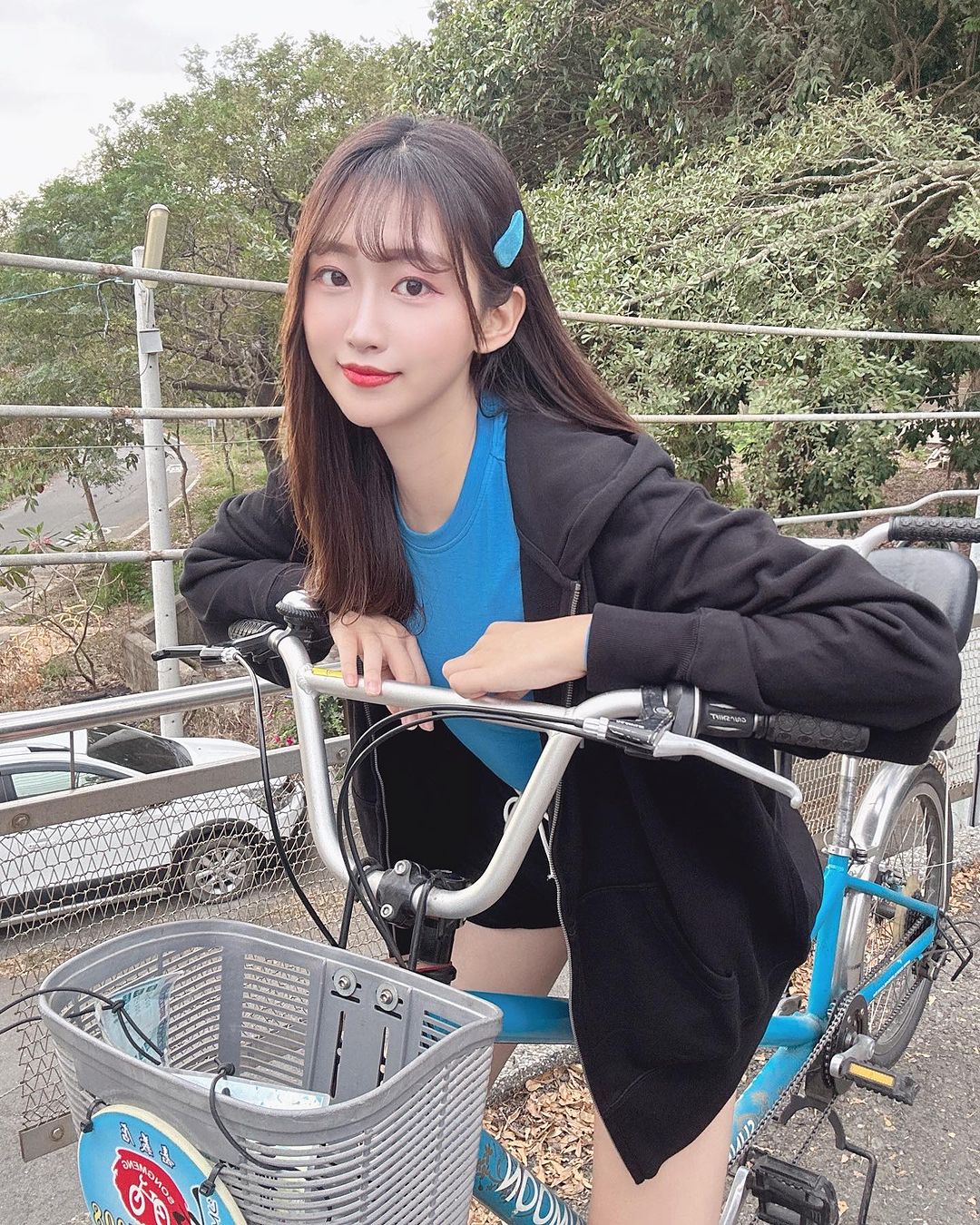 氣質女孩「元元」完美的身材比例粉絲好愛 甜笑猶如娃娃一樣-第1章-图片2