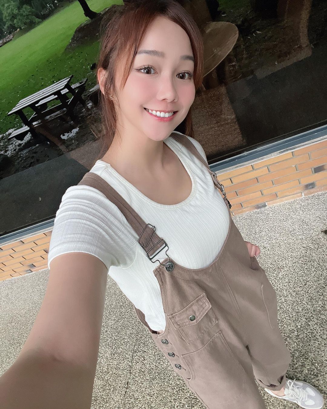 氣質長腿妹「陳蘊予」臉蛋甜美清純 側臉廓深人迷戀-第1章-图片6