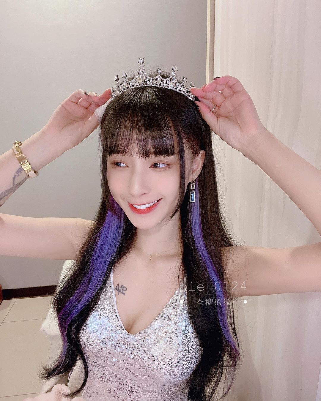 直播正妹「溫柔」解放惹火胴體 攻佔你的心-第1章-图片4